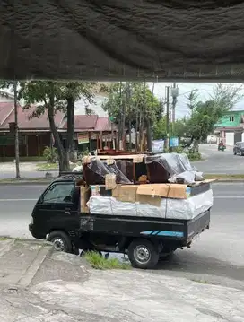 Dibutuhkan Supir Angkut Barang, Pasang Lemari, Merangkap Segala