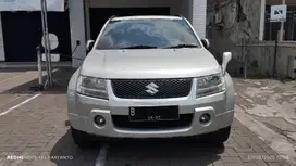 Suzuki Grand Vitara 2007 2.0 MT Low KM Istimewa Like New Antik