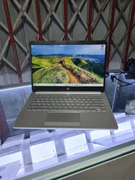 HP 14s-cf0070TX i3-7020U AMD RADEON R7 M440 8GB SSD 128GB HDD 1TB W11