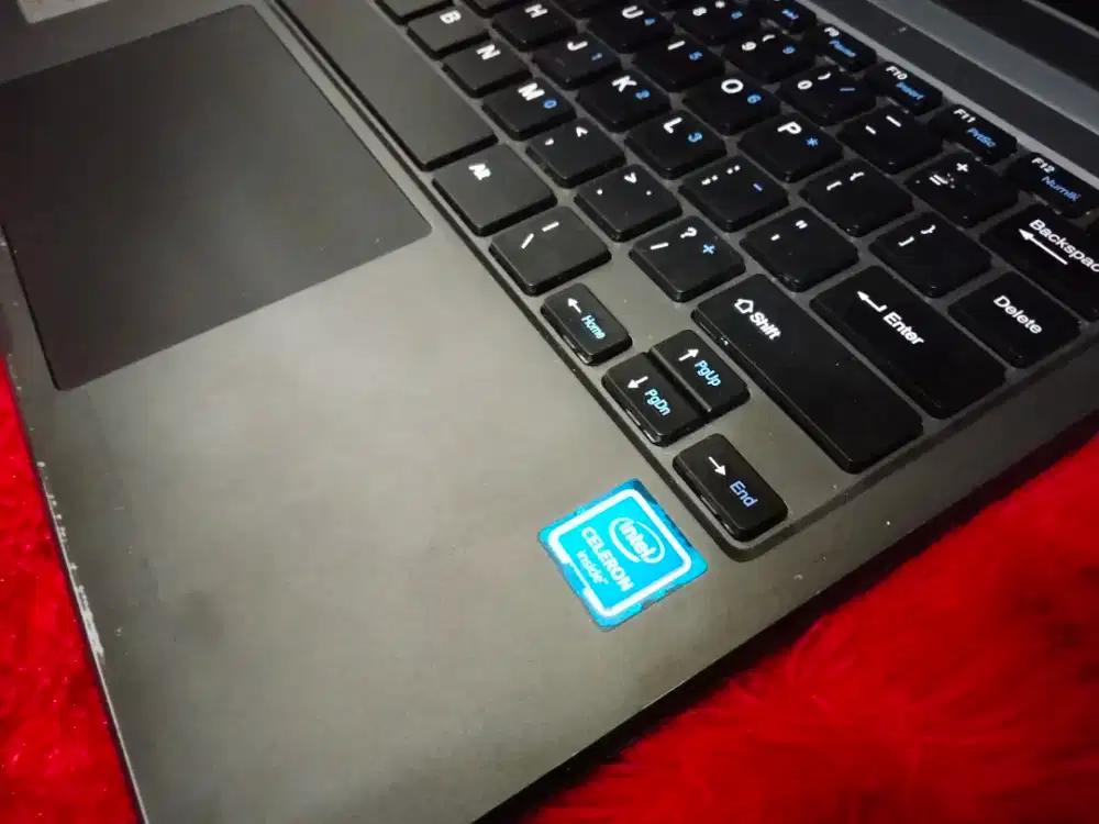Axioo mybook 14F/Intel n4020/ram4gb/SSD 128gb /14slim mantap siap pake