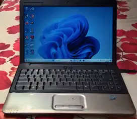 Laptop COMPAQ PRESARIO CQ40