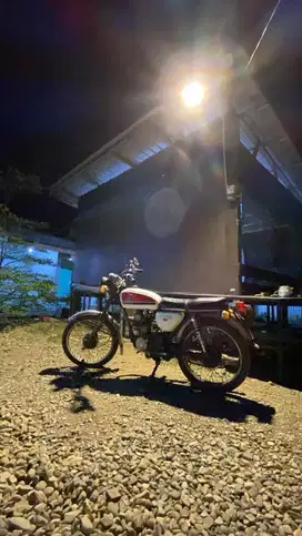 Honda CB 100 pemakaian pribadi