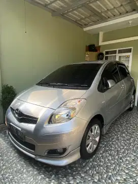 Toyota yaris simpanan low KM