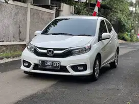 BRIO 1.2 E CVT 2021 PUTIH FAVORIT