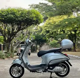Vespa Primavera S 2022