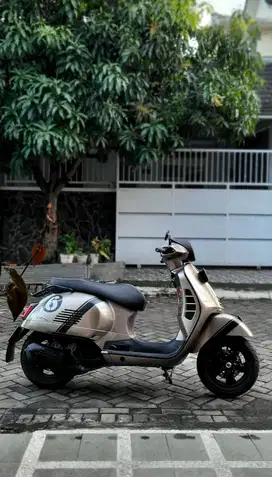 Vespa Bronze Antico Limited Edition.