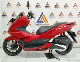 (SPAYLATER/CC/KREDIT)HONDA PCX 160 CBS THN 20