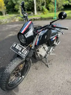 Custom Yamaha Scorpio Up 250CC