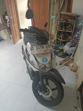 Jual motor yamaha mio m3 tahun 2015 125 cc surat surat lengkao