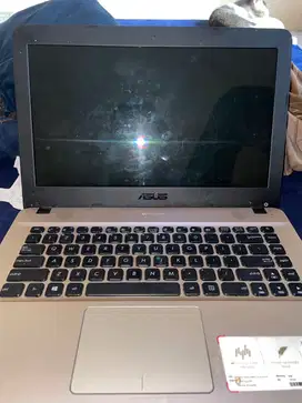 Laptop Asus X441M