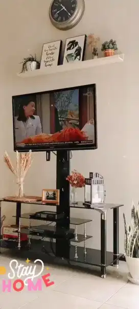 braket tv / meja tv