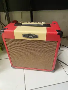 Amplifier Cort CM15R