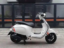 Vespa sprint s iget ABS 2025 seperti baru