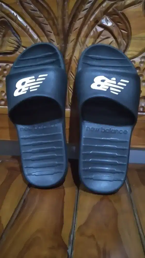 Sendal anak laki-laki New Balance original
