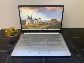 HP 14s-CF0709TU Core i3-7020U/8GB/256GB SSD/W11/14”