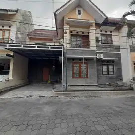 Rumah Furnish Dalam Perum Onegatesystem Dekat JCM Dan Hyatt