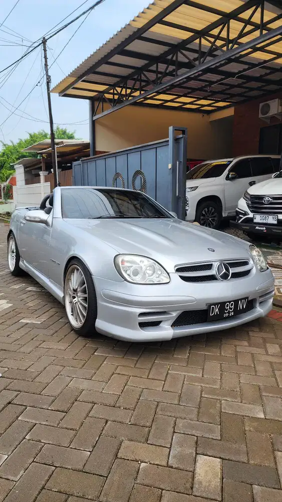 Mercedes-Benz SLK230 2001 Bensin