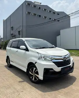 Daihatsu Xenia 1.3 R Sporty 2017 Automatic ( Putih Metalik )