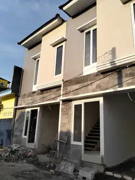 2Unit Rumah Baru 2 Lantai Progress Finishing di Medokan Ayu, Rungkut