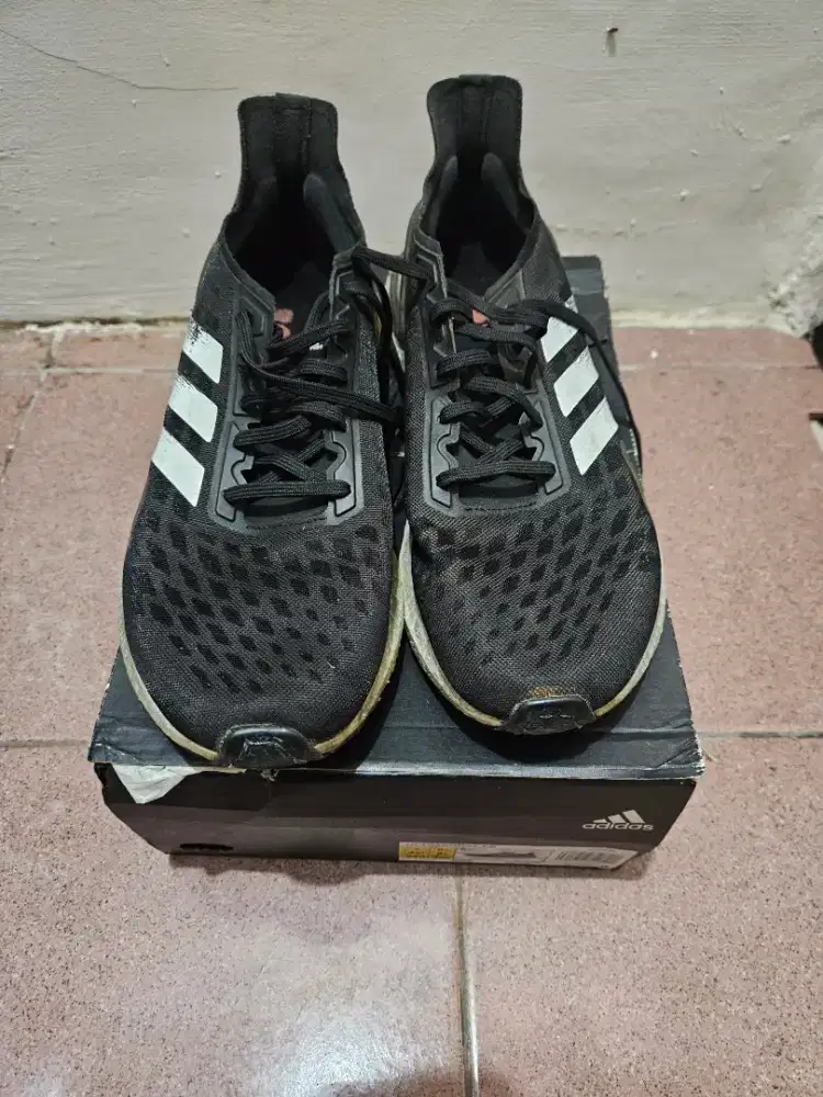 Adidas Ultraboost PB