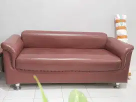 Kursi Sofa Kondisi Mulus