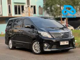 Toyota Alphard SC CBU Pilot Seat A/T 2013 Hitam