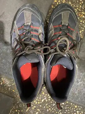jual sepatu gunung