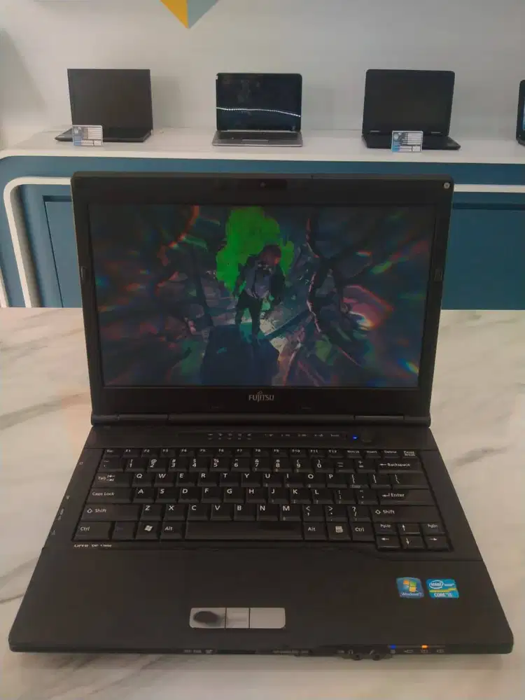 [F08] Laptop Desain i5 4GB 320GB Mesin Normal Ori Segel