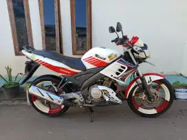 Di jual cepat vixion old 2013