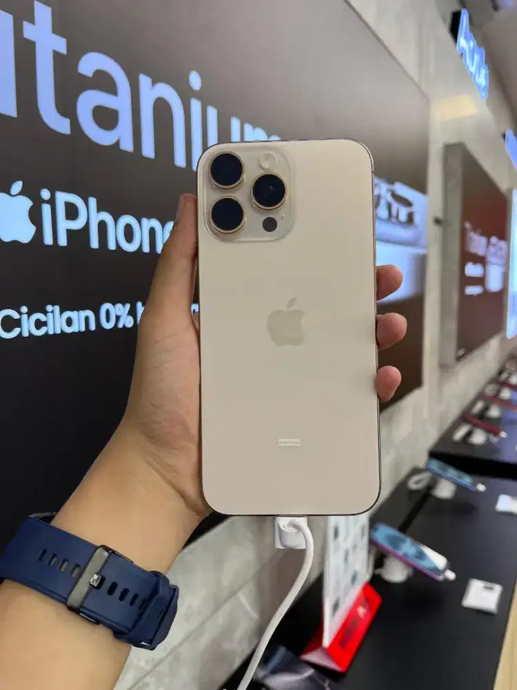 IPHONE 16 PRO MAX 256GB POTONGAN 1JT CC 0% 24 BULAN