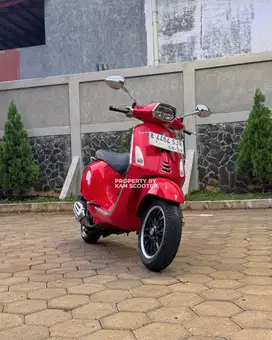 JUAL MURAH VESPA SPRINT 150 iGET ABS FACELIFT 2019 MULUS