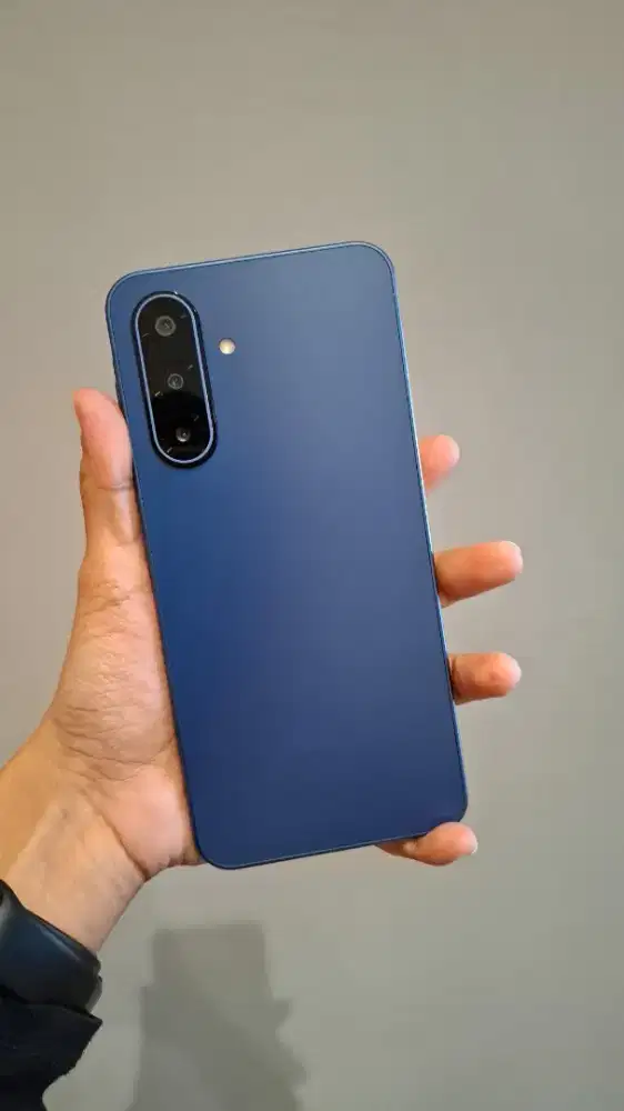 Samsung Galaxy A17 5G 8/256 free Adaptor