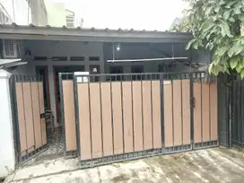 Rumah Terawat di Villa Mutiara Gading 2, Karang Satria, Bekasi