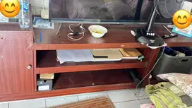 Meja tv ukuran 180 cm