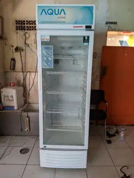 dijual cepat showcase jumbo