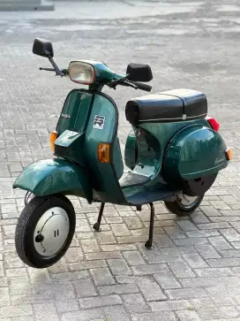 Vespa exclusive 2 tahun 2000