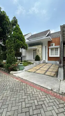 Rumah Beserta Perabot di Rancamaya Golf Bogor