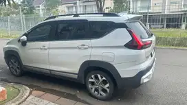 Xpander Cross 2023