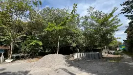 DISEWAKAN TANAH PEKARANGAN
