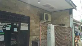 Rumah di Kontrakan