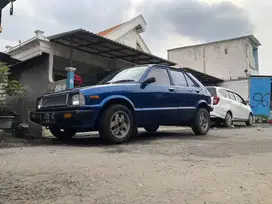 Daihatsu Charade 1982 Bensin