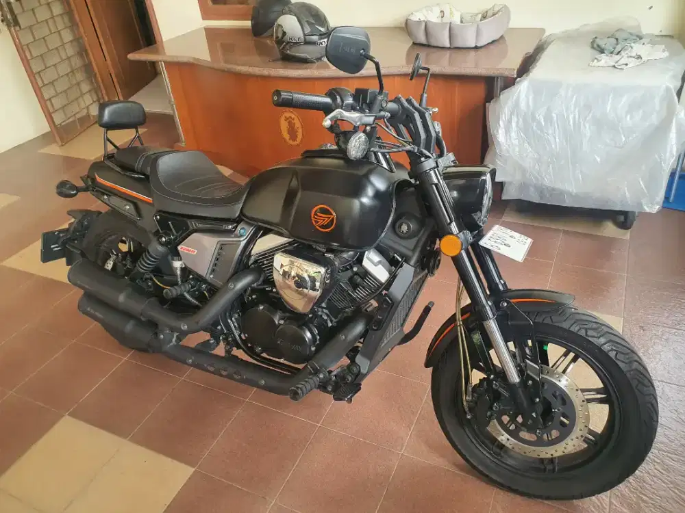 Keeway v250 fi 2023