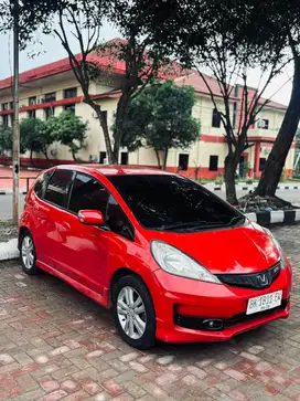 HONDA JAZZ 2011 M/T