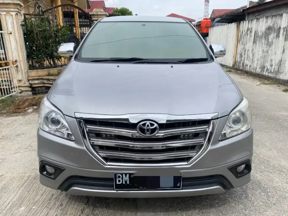 Innova solar diesel 2014