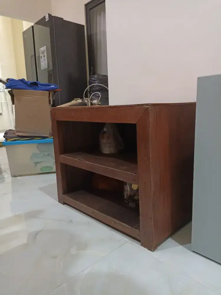 lemari rak meja coklat kecil