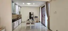 Disewakan Rumah Di Cluster Cosmo Estate Lippo Cikarang