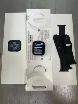 Dijual Apple Watch SE 2 Black 44MM Resmi Ibox Lengkap