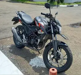 Honda CB150R Hitam 10800km 10/2016