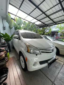 Toyota Avanza 2012 Bensin
