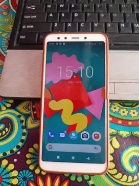 Xiaomi Mi A2 (4/64 sudah 4K)